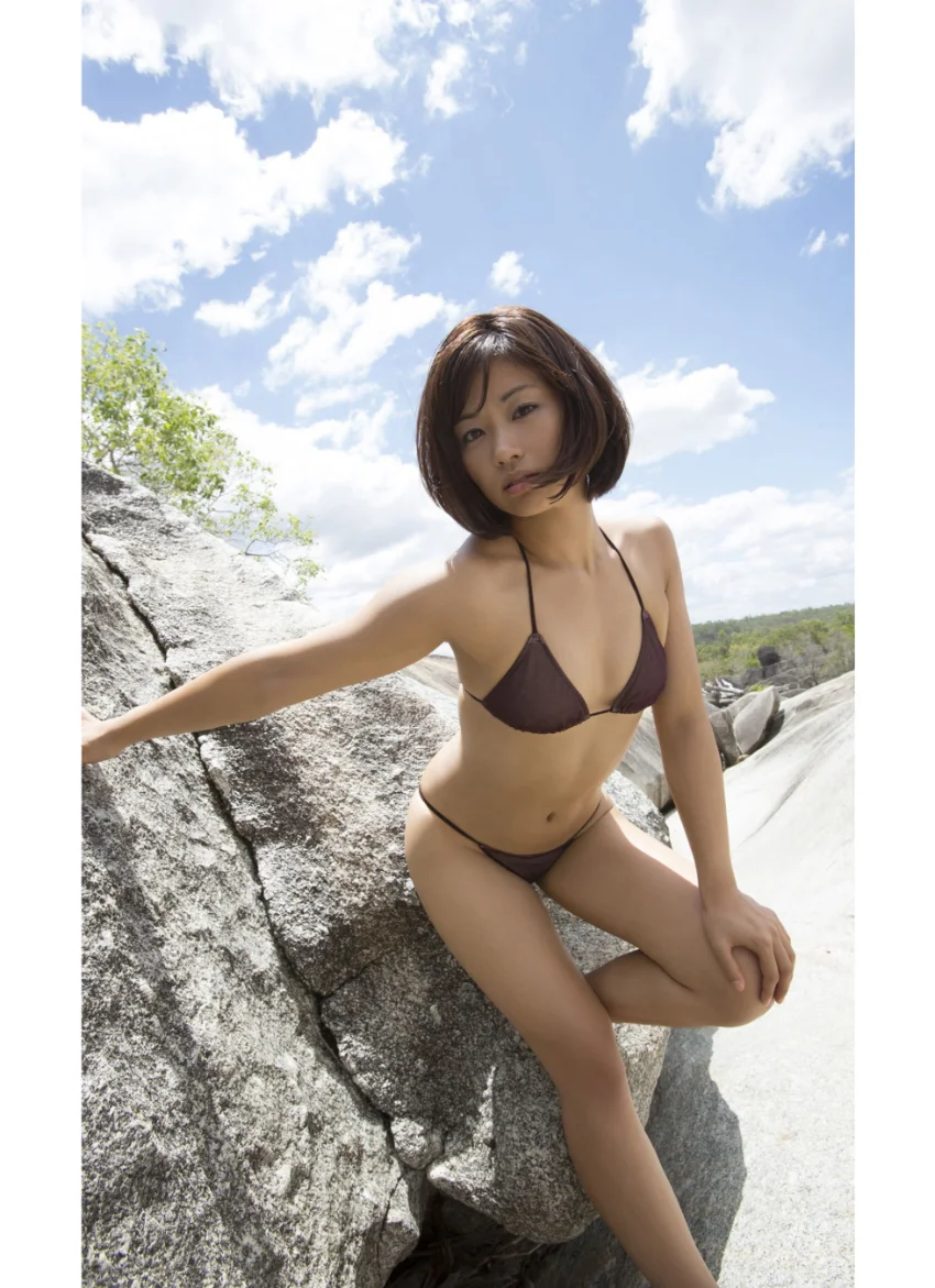 ＜デジタル週プレ写真集＞ 安枝瞳「お尻ひとつでここまで這い上がってきました！！」 試し読み 2