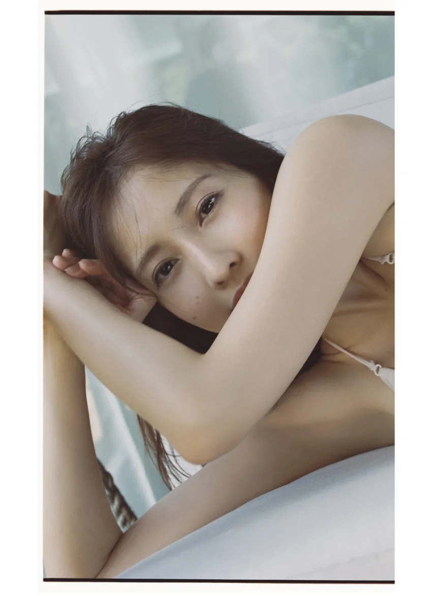 ＜デジタル週プレ写真集＞ 佐野ひなこ「Cross」 試し読み 5