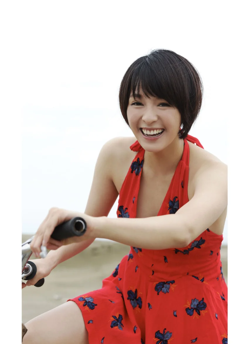 ＜デジタル週プレ写真集＞ 大沢ひかる「仮面ライダー新ヒロインはショートカット美女」 試し読み 3