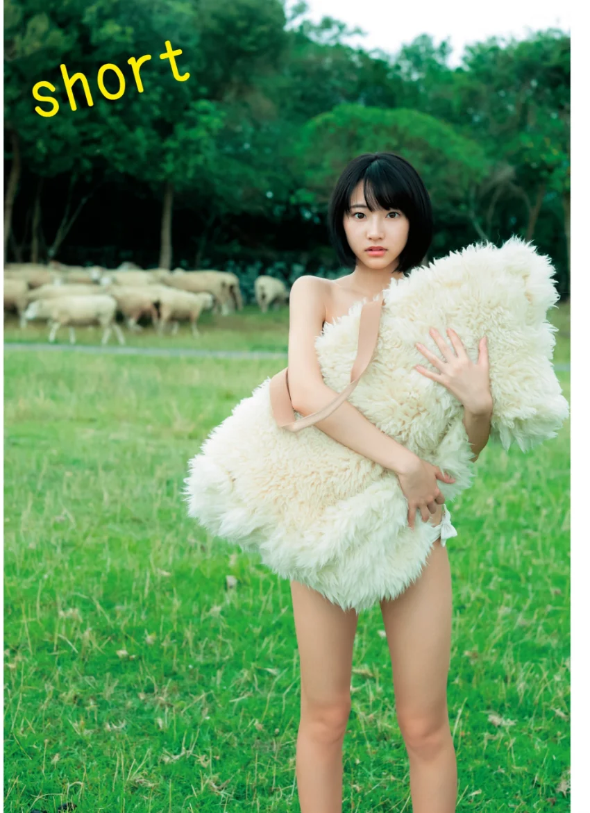 武田玲奈1st写真集 「short」 試し読み 3