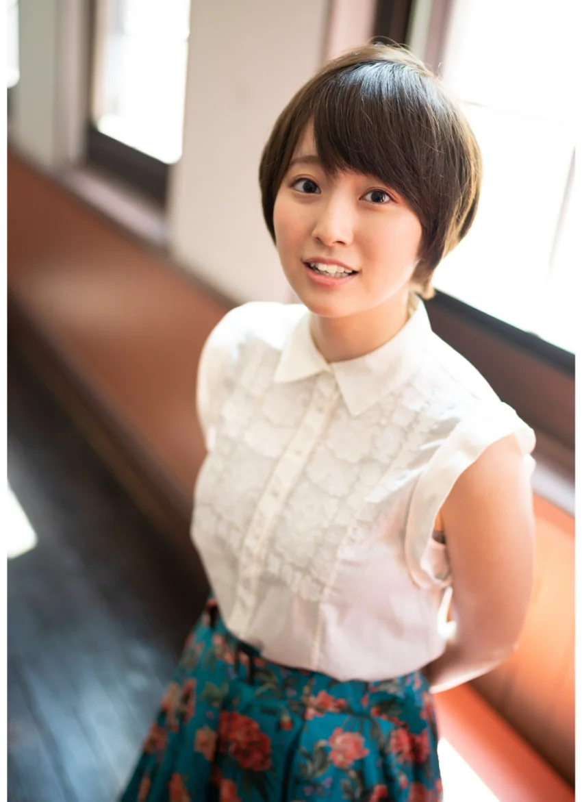 【デジタル限定 YJ PHOTO BOOK】花守ゆみり「ガラスの記憶と妄想の世界。」 試し読み 2