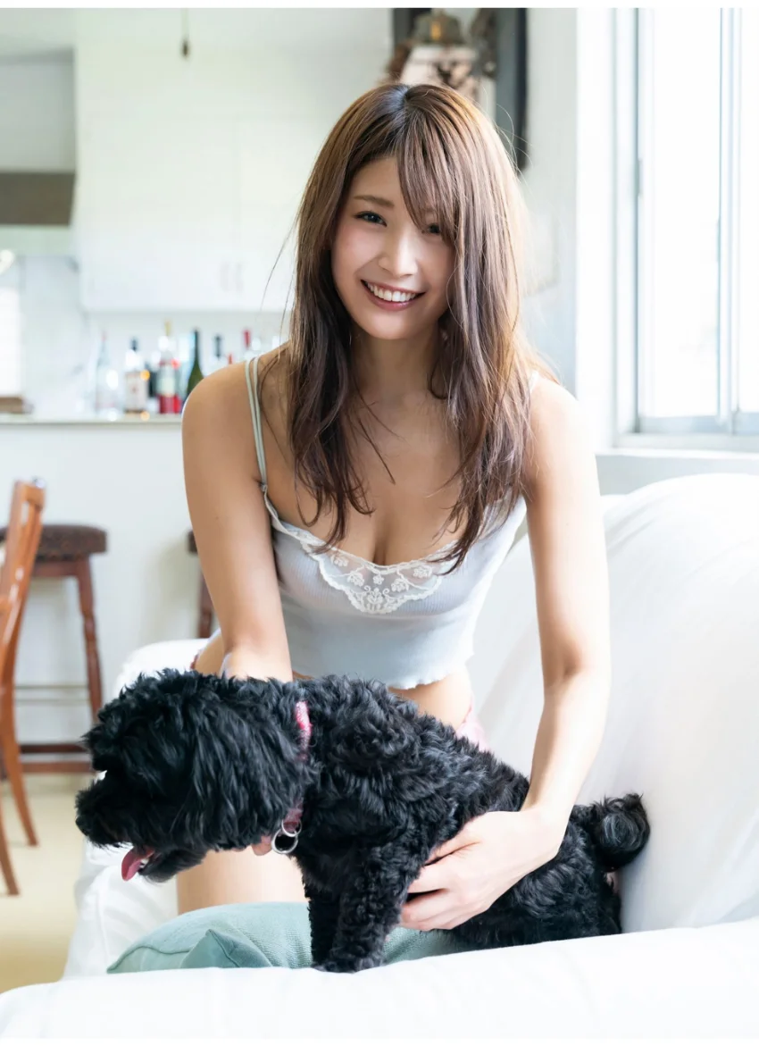 【デジタル限定】沢すみれ写真集「パーフェクトスマイル」 試し読み 2