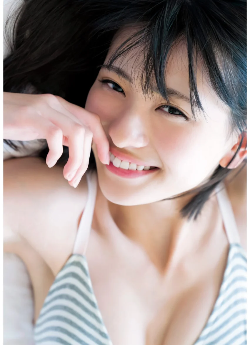 山田南実ファースト写真集「みなみと」 試し読み 3