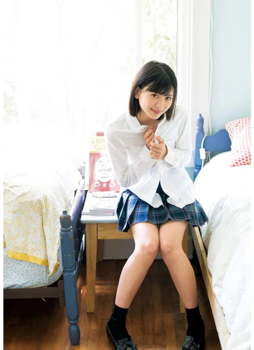 山田南実ファースト写真集「みなみと」 試し読み 4