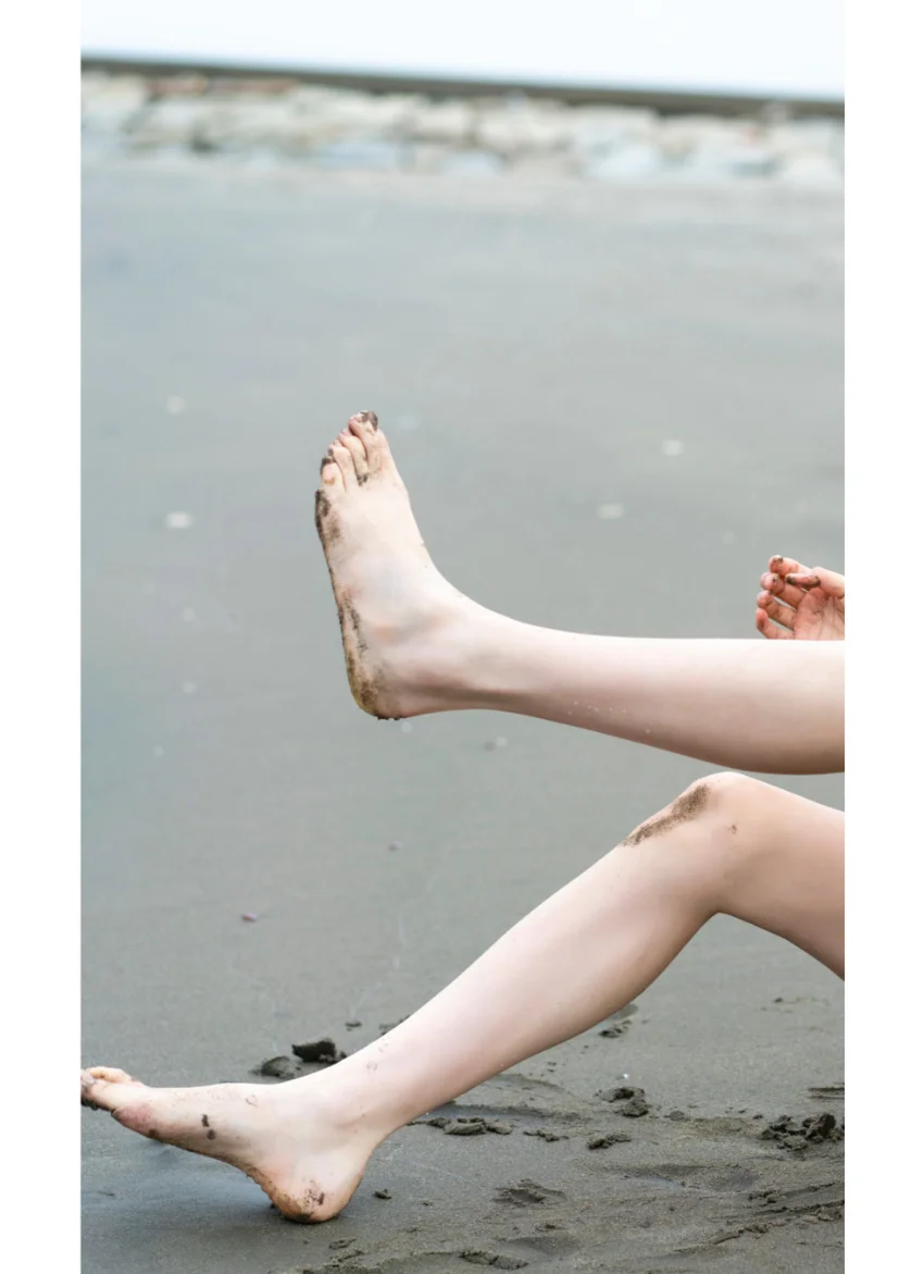 【デジタル限定】尾碕真花写真集「この足の長さ規格外、この笑顔天才的！」 試し読み 5