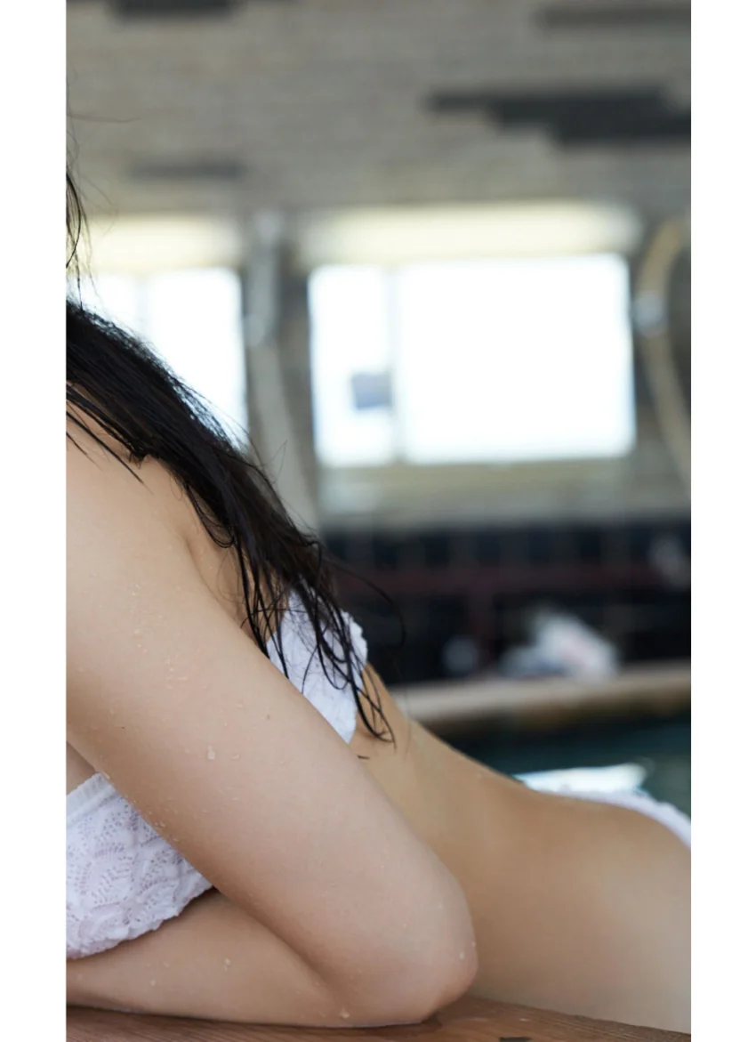 【デジタル限定】安藤咲桜写真集「おかえり、ヒロイン」 試し読み 4
