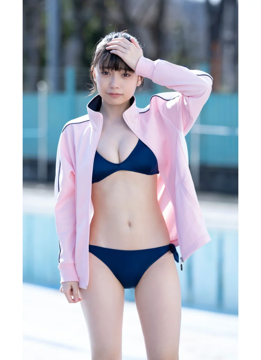 【デジタル限定】あかせあかり写真集「かわいすぎるコスプレイヤー、JK卒業！」 試し読み 5