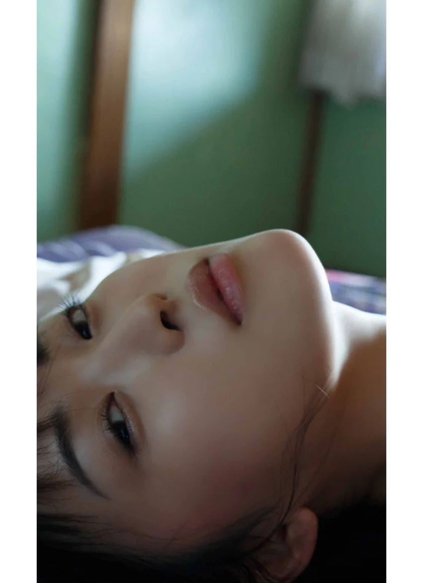 【デジタル限定】忍野さら写真集「光は今、どこにある。」 試し読み 5