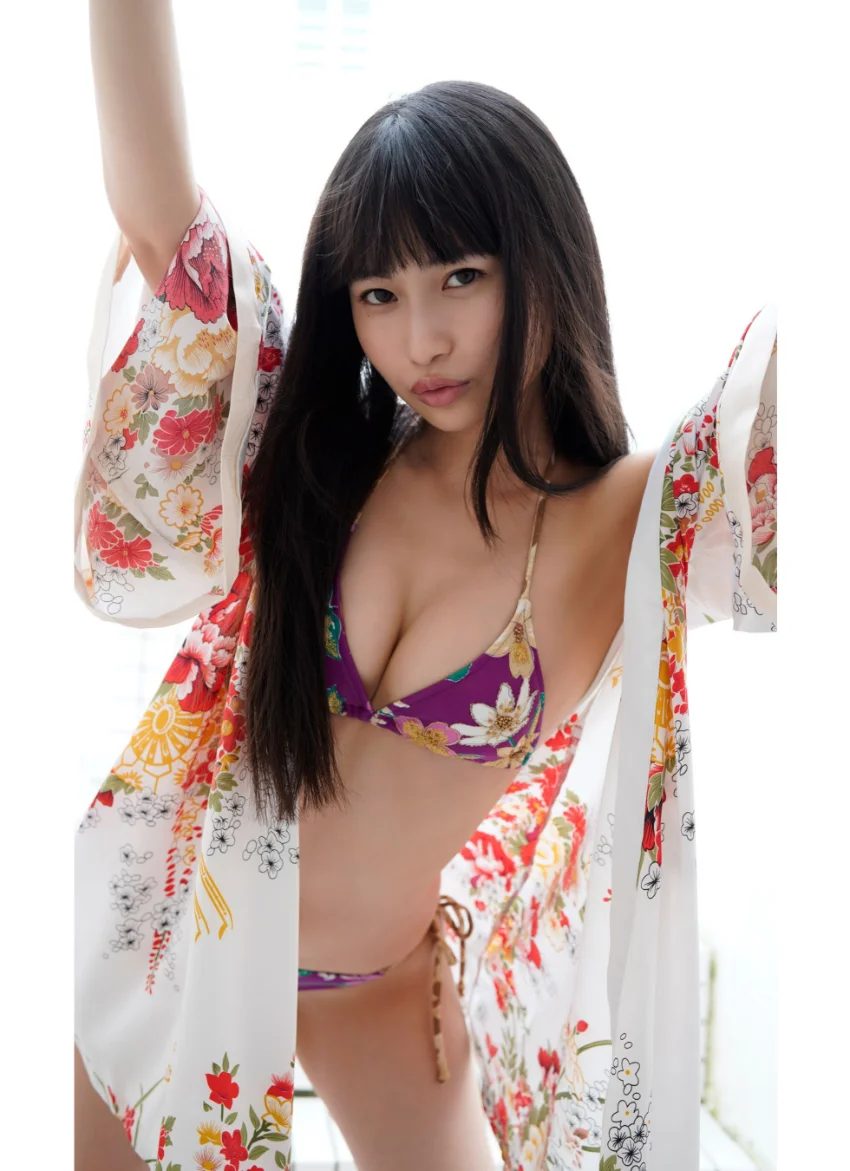 【デジタル限定】望月琉叶写真集「花のグラビア道」 試し読み 3