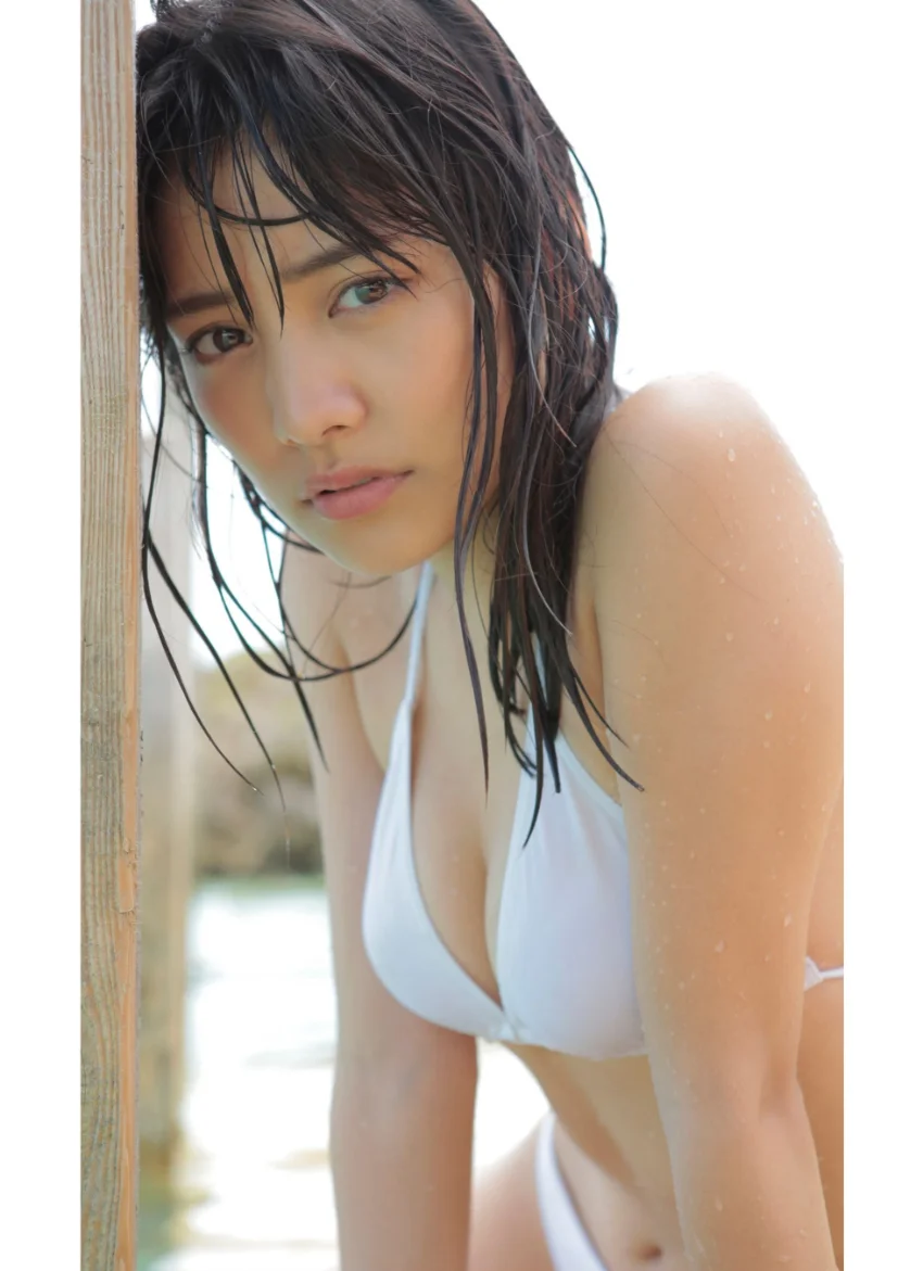 【デジタル限定】松永有紗写真集「BLUE SUMMER」 試し読み 5