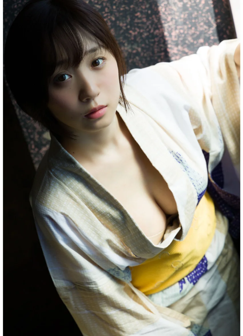 【デジタル限定 YJ PHOTO BOOK】 伊織もえ写真集「熱はまだ冷めず」 試し読み 2