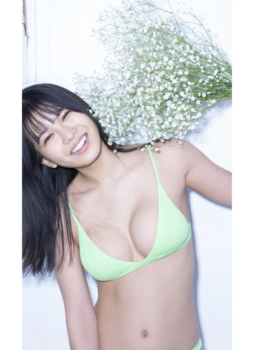 【デジタル限定】朝日ななみ写真集「SHINY」 試し読み 6