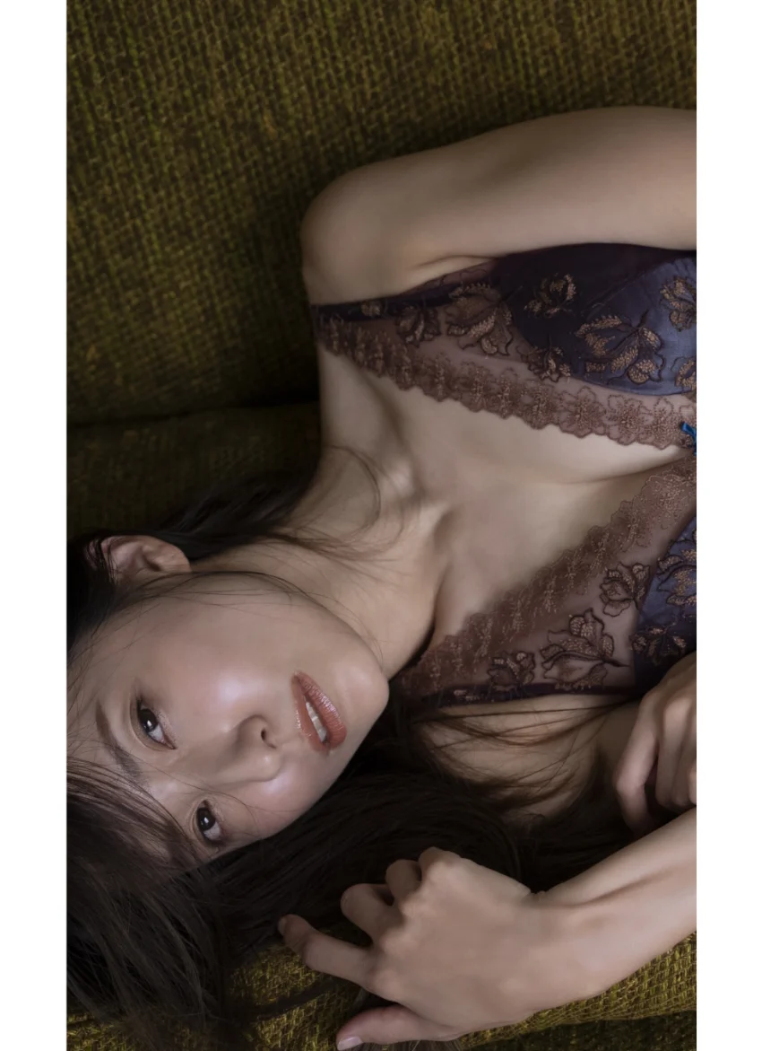 【デジタル限定】戸田れい写真集「甘い夢のように」 試し読み 5