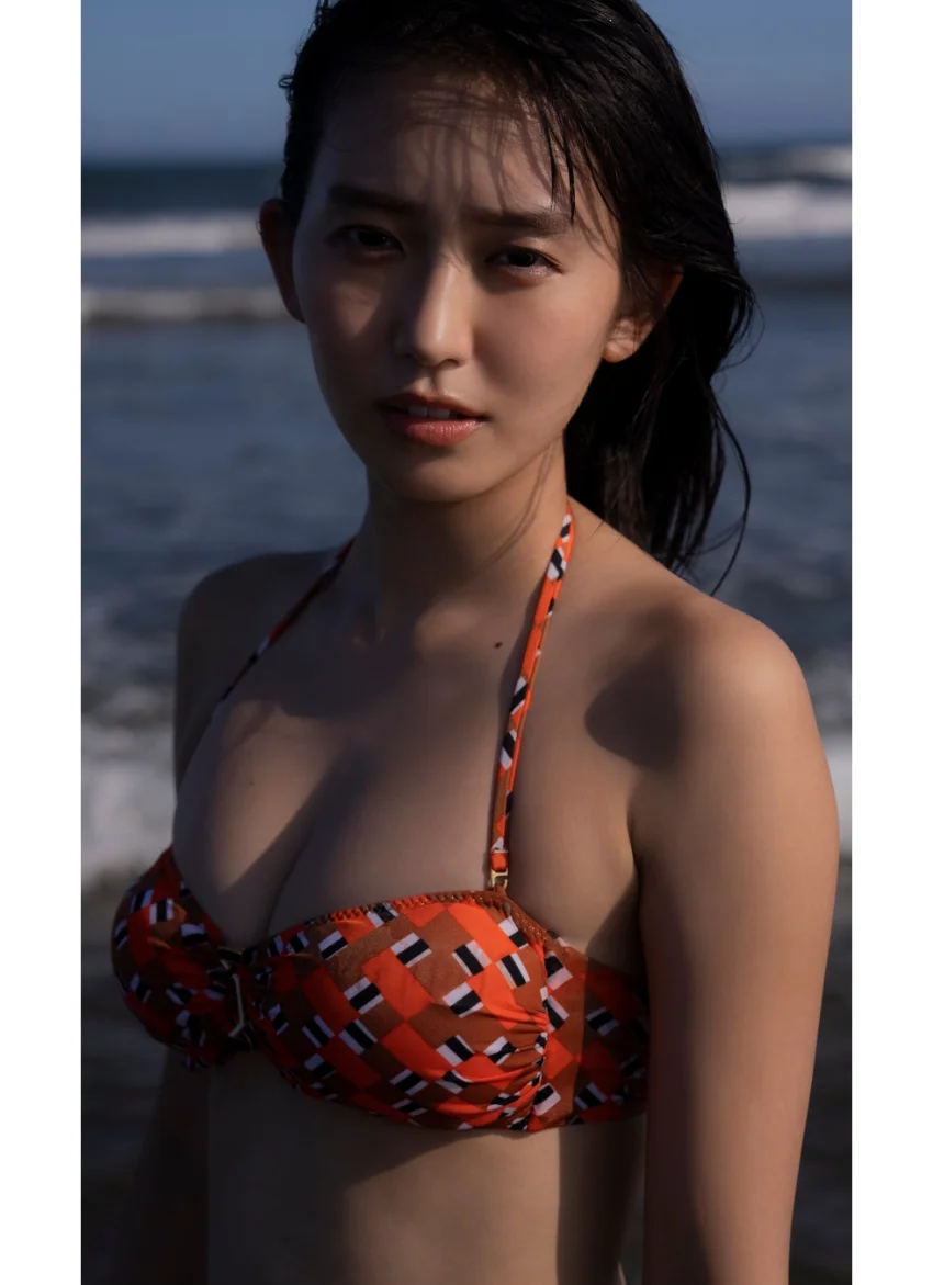 志田音々『週プレ プラス！』アザーカット集「日本一かわいいお姉ちゃん〜prologue〜」 試し読み 3