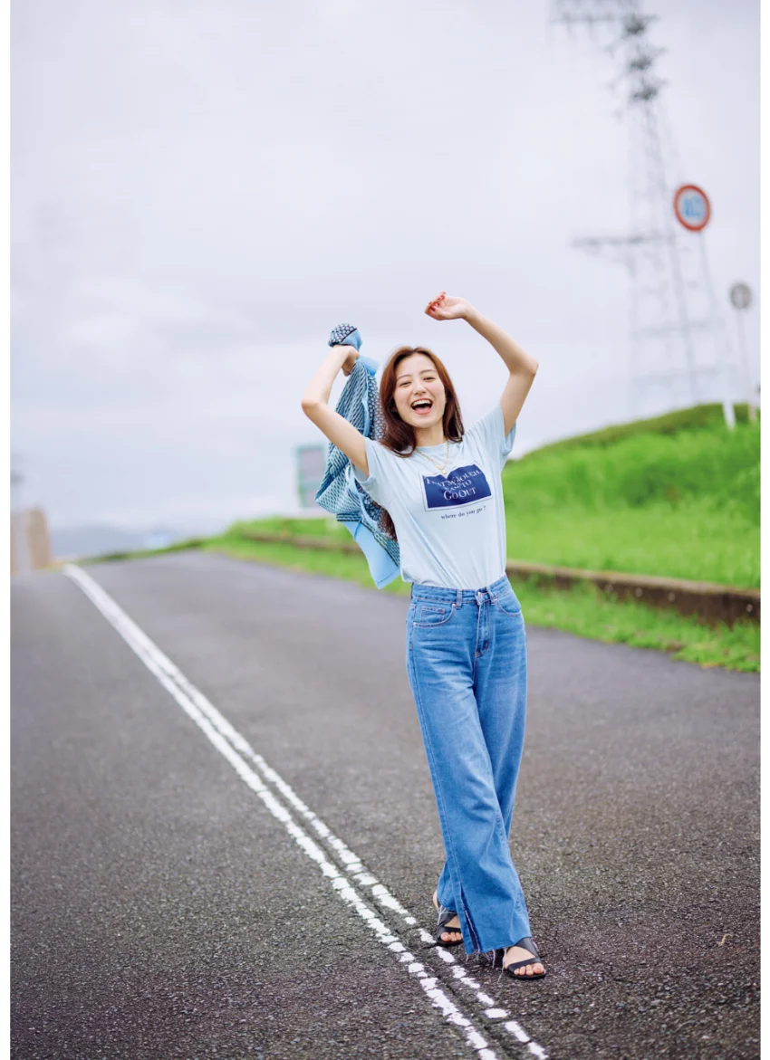 高田里穂写真集「完成された未完成」 試し読み 7