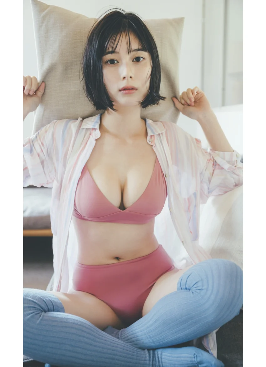 WPB 大久保桜子デジタル写真集〜特装合本版〜 試し読み 21