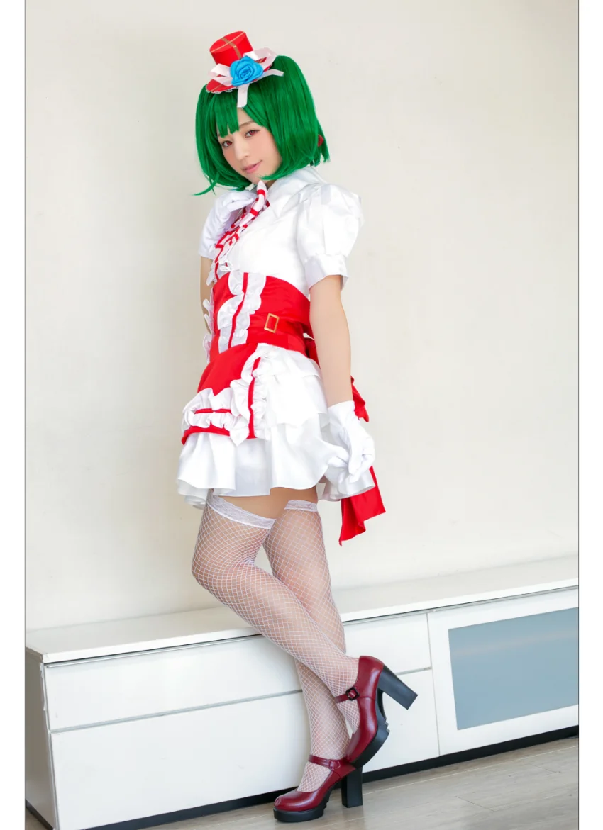 【コスプレ写真集】Tally Ho！！【スコッチ】 超スレンダーなめちゃカワ美少女×双子座なアイドル見習い=キラッ☆？？ 試し読み 8
