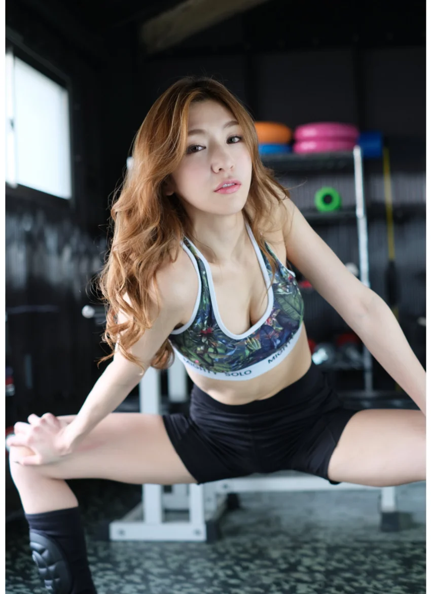 上福ゆきデジタル写真集『STRONGPRINCESS HEAT』 試し読み 4