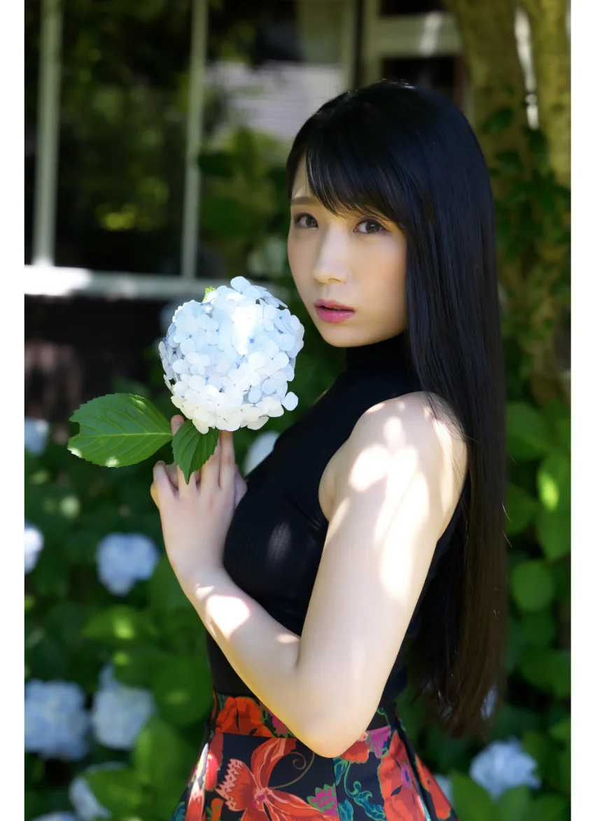 雛〜あの夏、儚げで可憐な君と〜 みひな【グラビア写真集】 試し読み 2