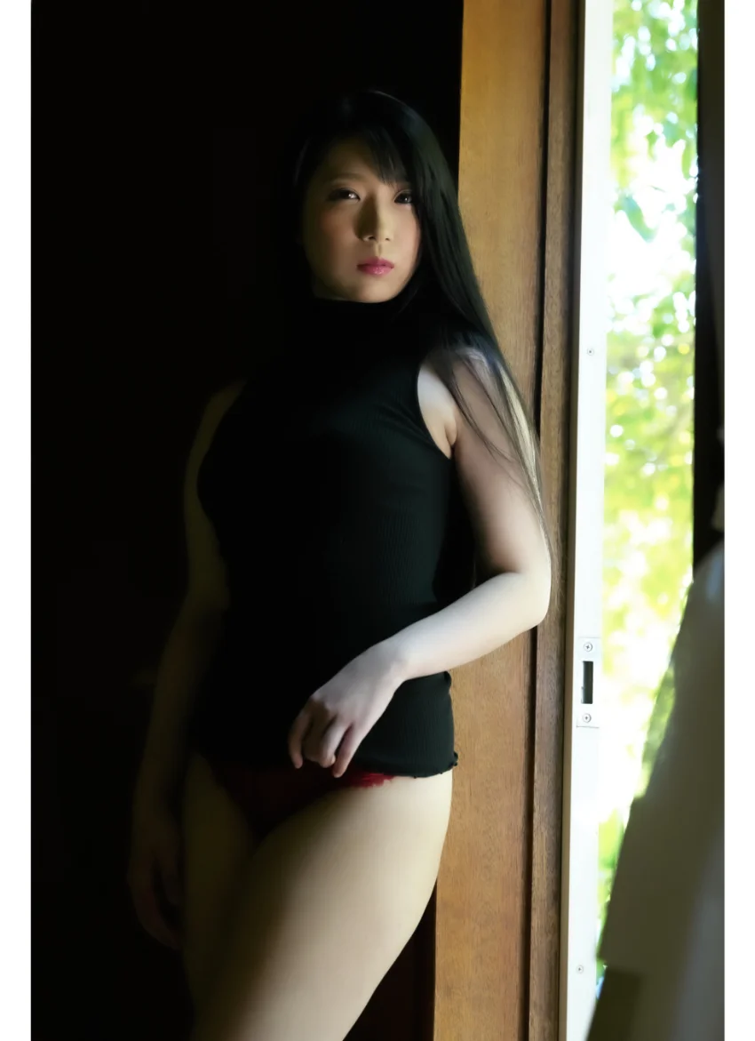 雛〜あの夏、儚げで可憐な君と〜 みひな【グラビア写真集】 試し読み 3