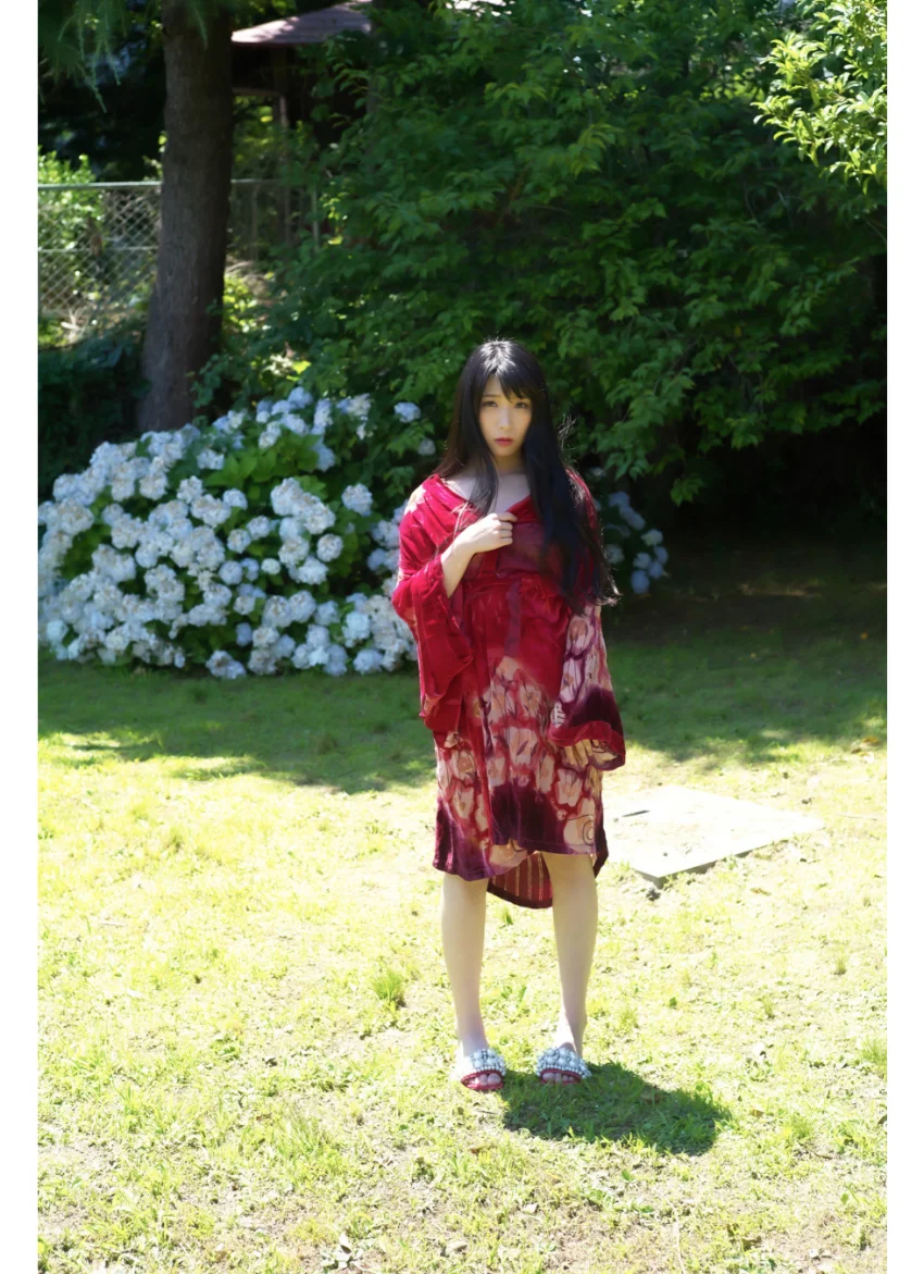 雛〜あの夏、儚げで可憐な君と〜 みひな【グラビア写真集】 試し読み 4