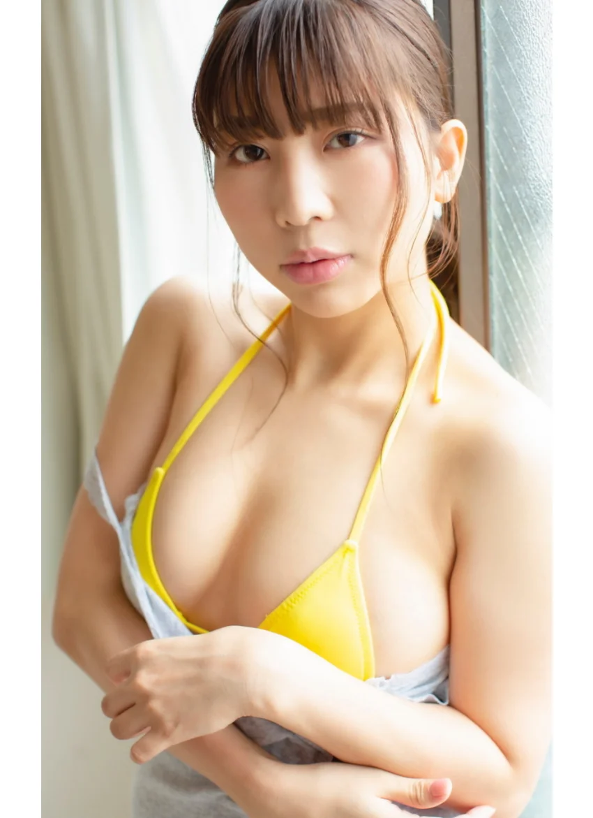 水池愛香『Kiss You』（181Photos） 試し読み 4