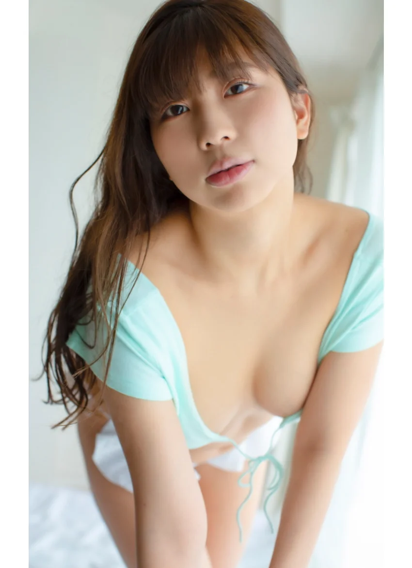 水池愛香『Kiss You』（181Photos） 試し読み 12