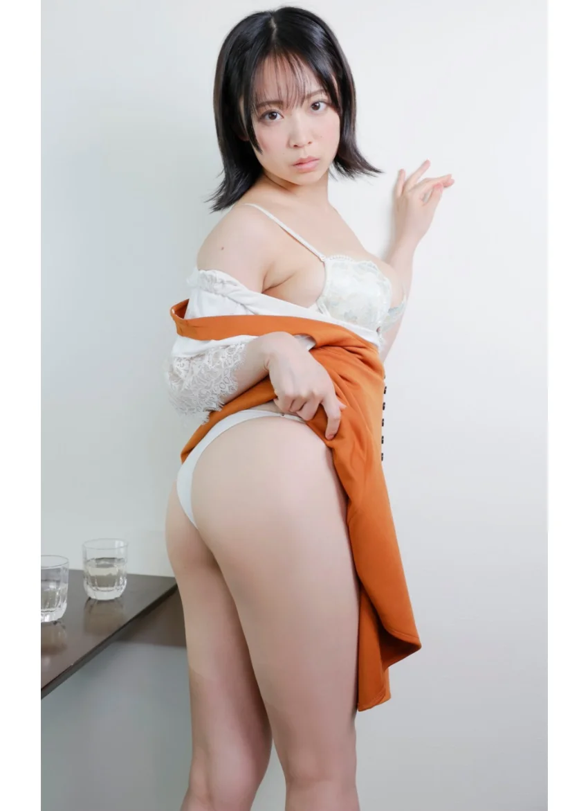 ゆうみ『Kiss You』（193Photos） 試し読み 4