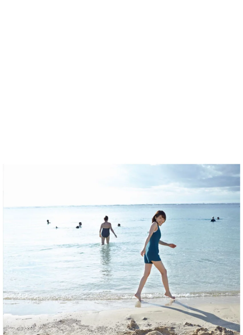 有村架純写真集「FiRST TRiP ハワイの場合」 試し読み 4