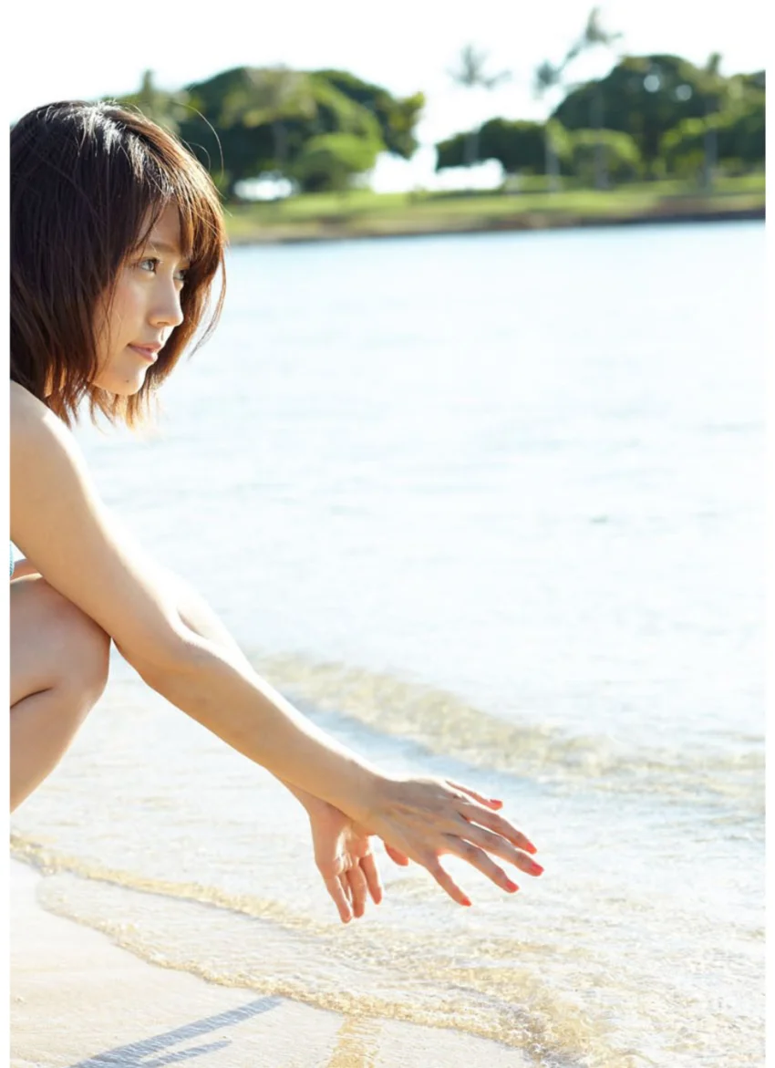 有村架純写真集「FiRST TRiP ハワイの場合」 試し読み 6