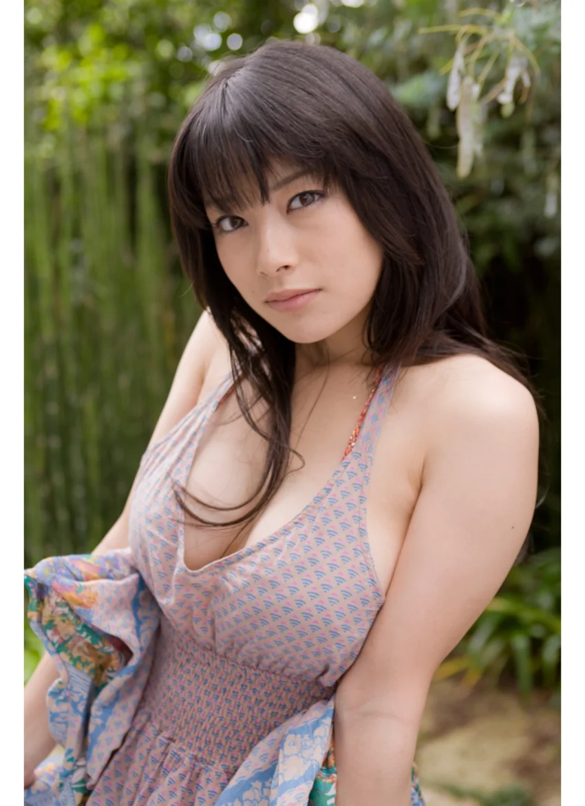 春野恵 写真集 「やわらかい玩具」 試し読み 7