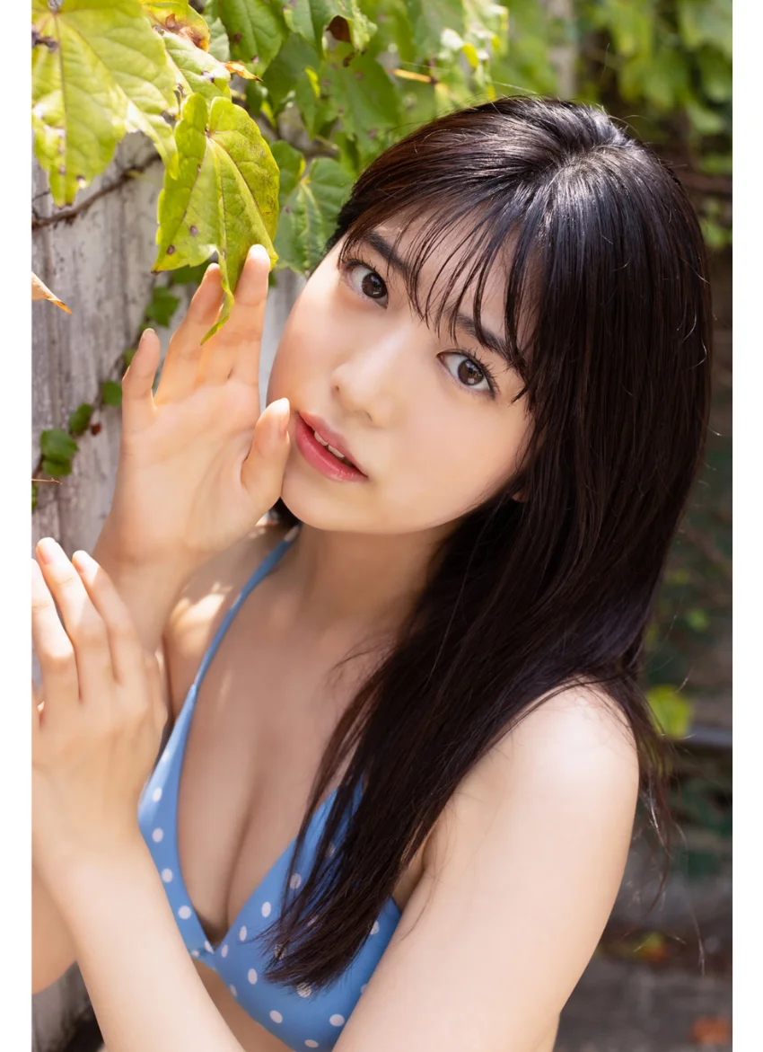 吉田莉桜 清楚と妖艶のはざま【完全版】 試し読み 8