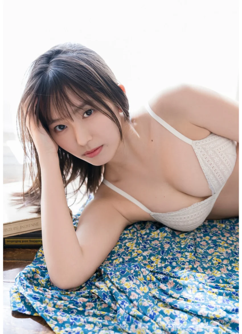志田音々『おねえちゃんの休日』BOMBデジタル写真集 試し読み 4