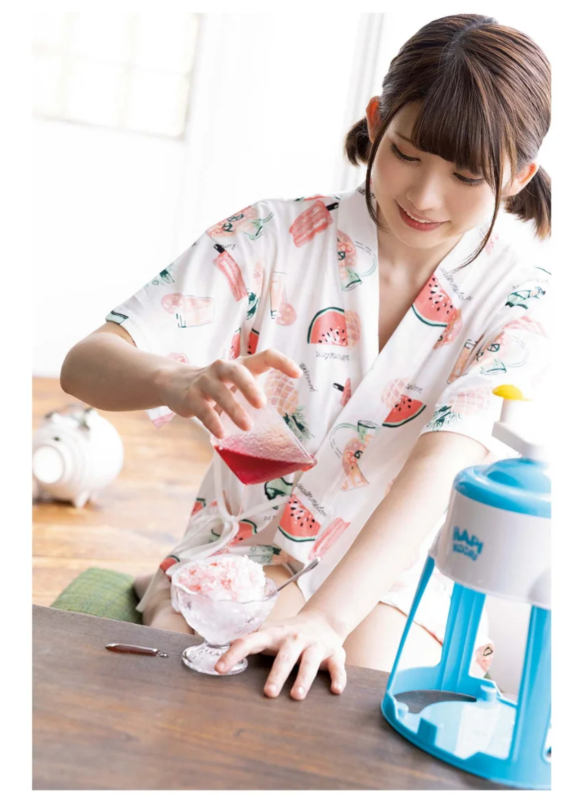 えなこ デジタル写真集 えなこといっしょ。 試し読み 4