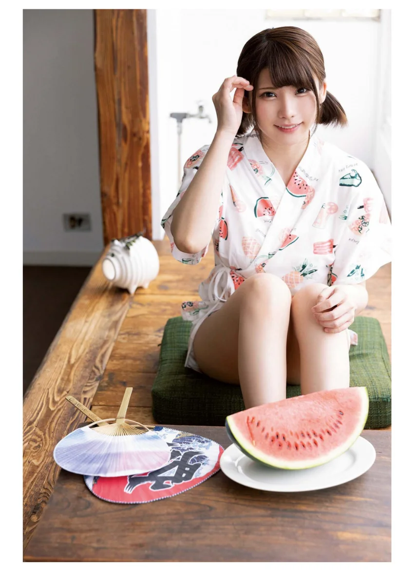 えなこ デジタル写真集 えなこといっしょ。 試し読み 5