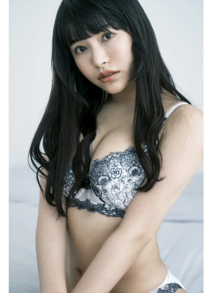 週刊グラビアプレス × 鈴木聖 デジタル写真集 試し読み 4