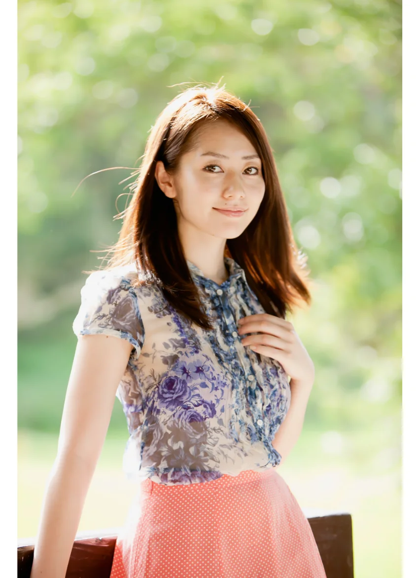 葉加瀬マイ MaiGOLD まいのぜんぶand谷桃子 641Photo 試し読み 23