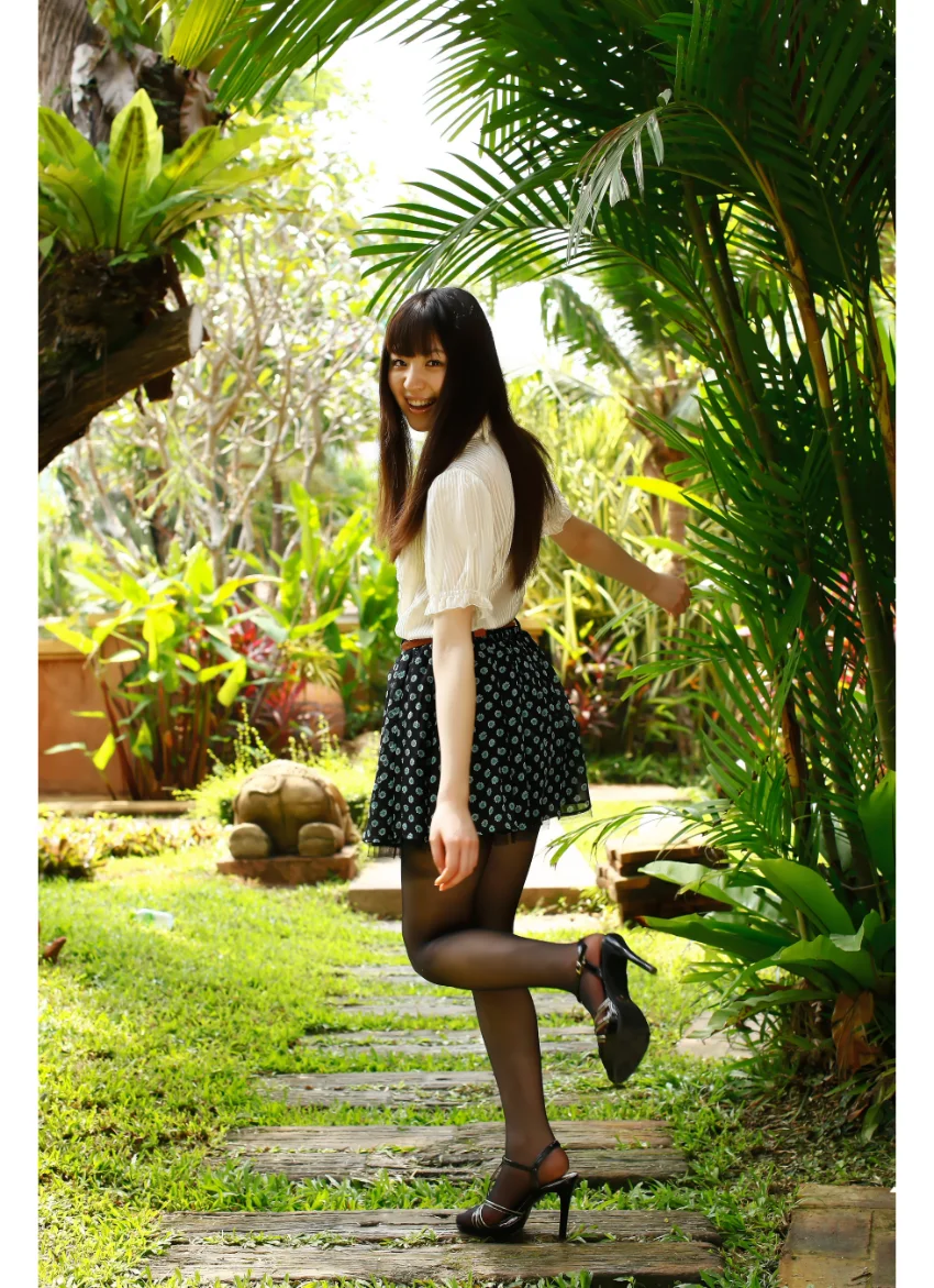 船岡咲 SakiGOLD さきのぜんぶand小柳歩 453Photos 試し読み 7
