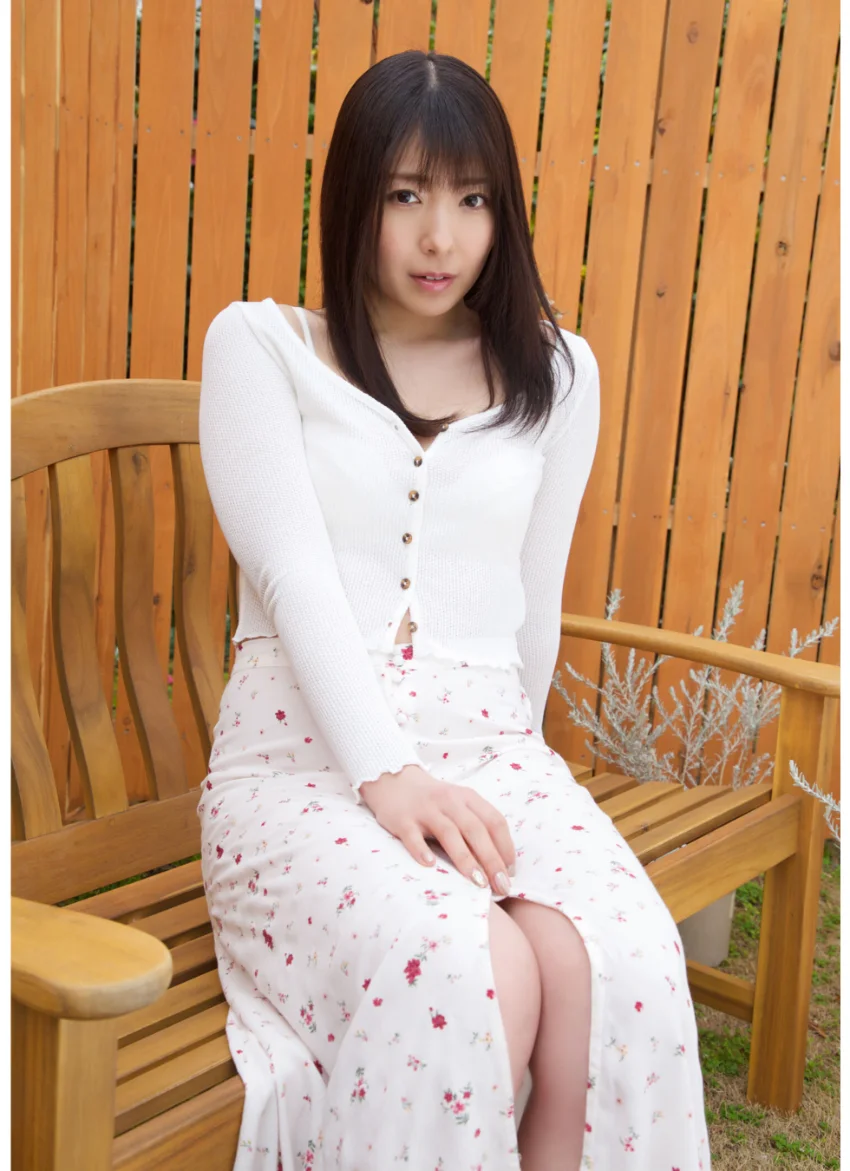 VIVID IDOL 江室里香 〜多面体〜 その1 試し読み 4