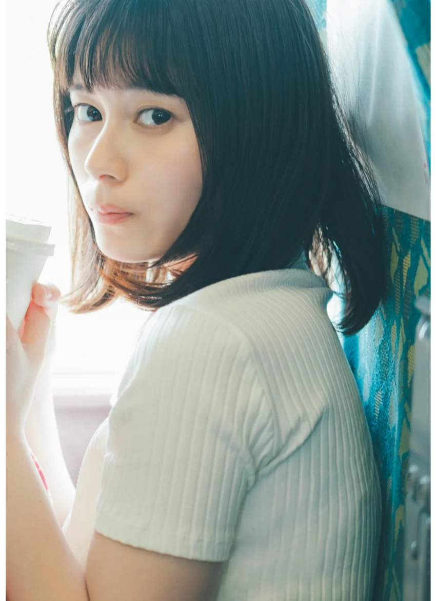 大久保桜子写真集 candle 試し読み 10