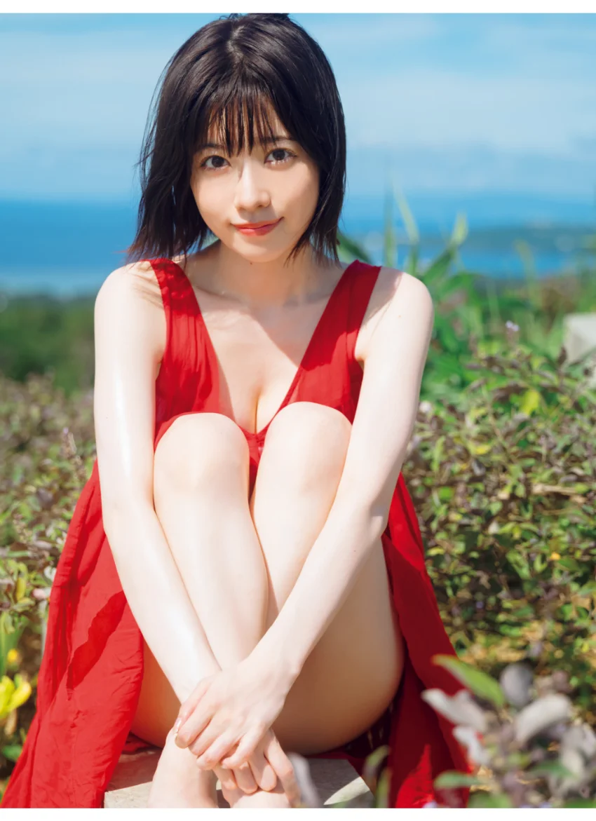 【デジタル版 限定カット付き】礒部花凛 1st写真集 私めく 試し読み 14