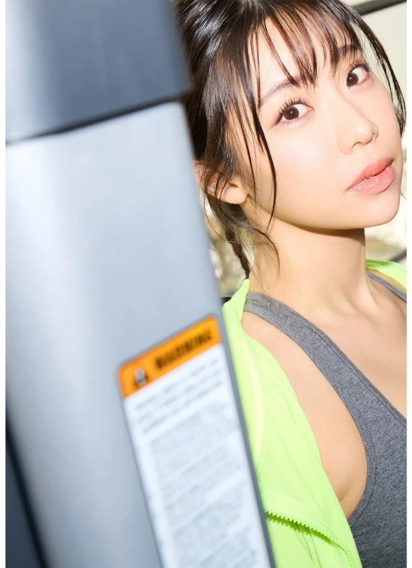 【オールアザー版】鈴木ふみ奈写真集 試し読み 3