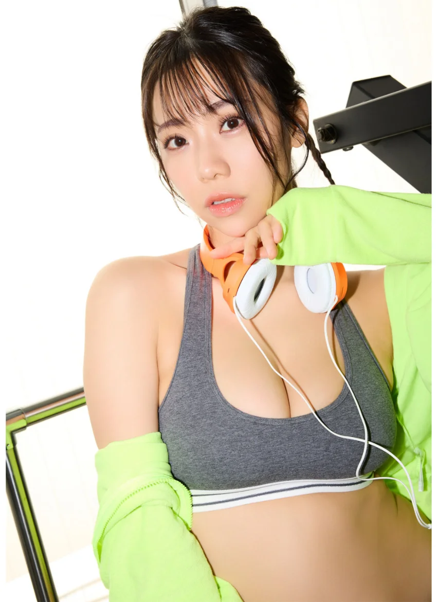 【オールアザー版】鈴木ふみ奈写真集 試し読み 5