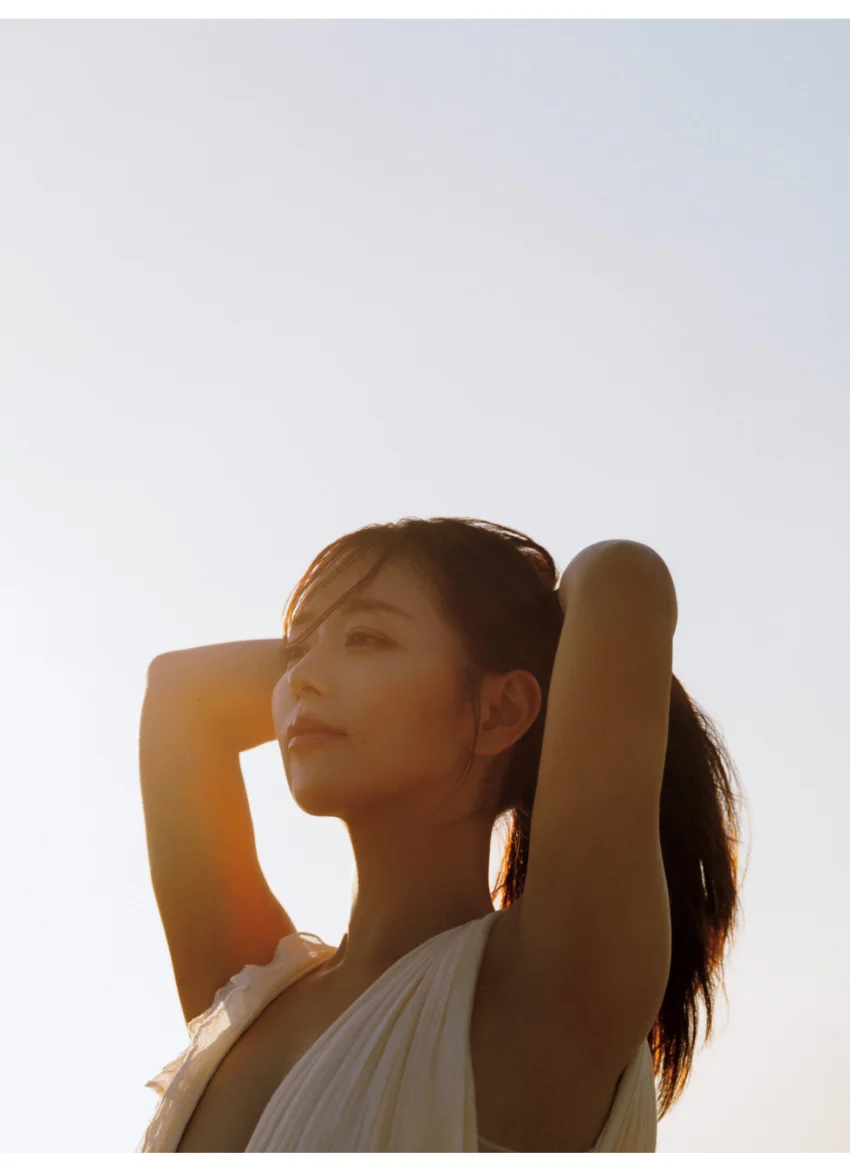 井口裕香 写真集 MORE MORE MORE 試し読み 6