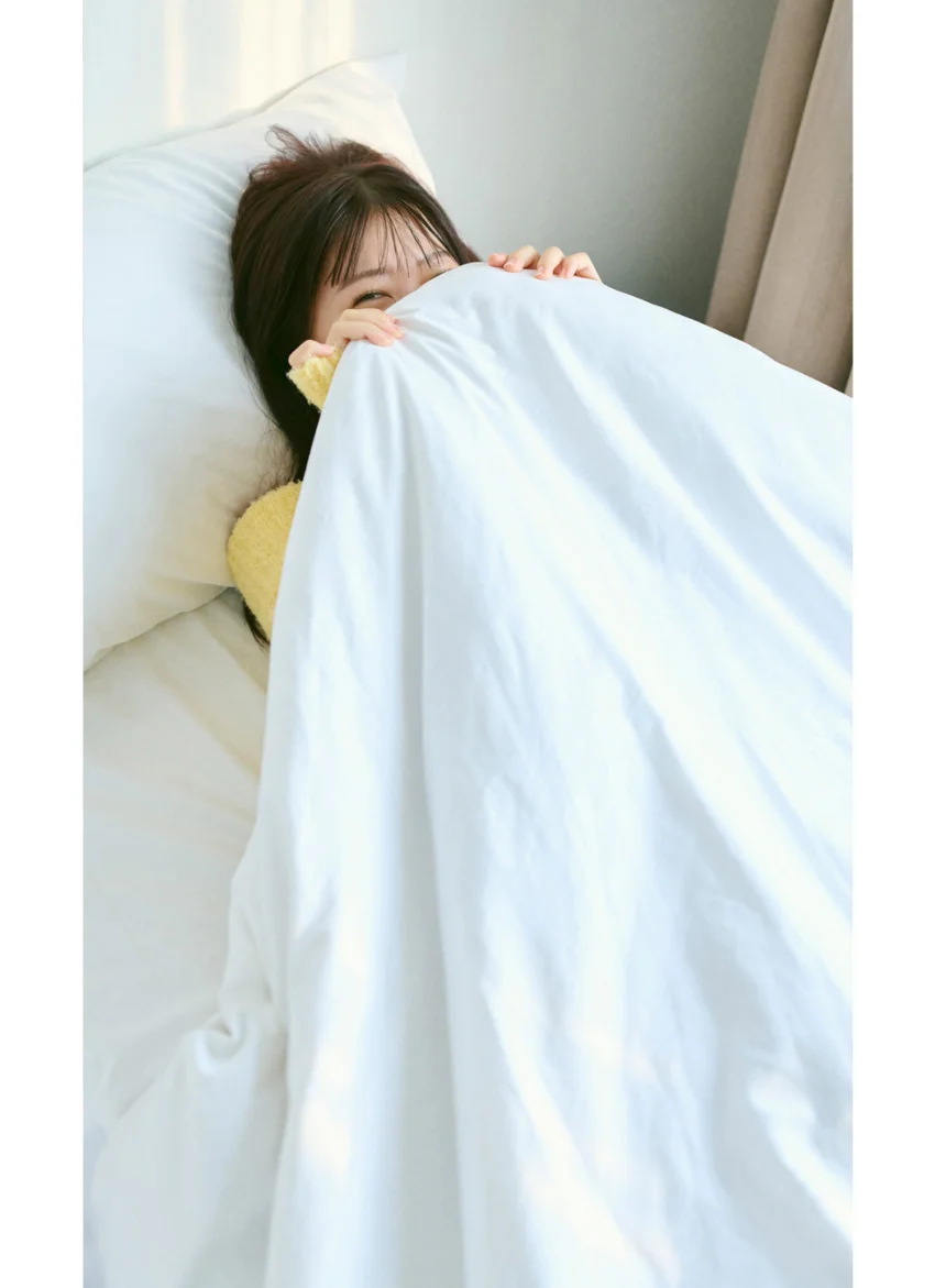 【オールアザー版】鈴原希実 1st写真集 届け 試し読み 2