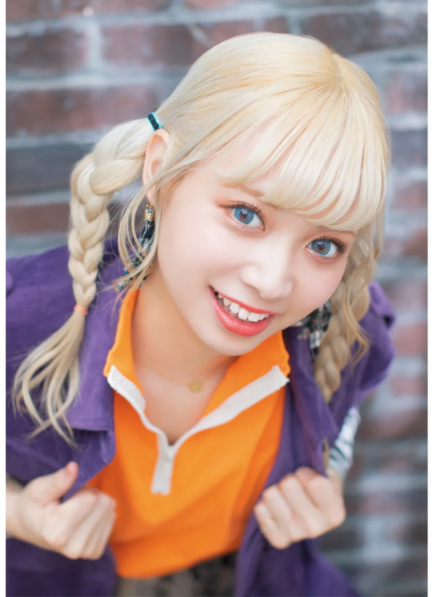 山崎はるか1st写真集おんとおふ 試し読み 5