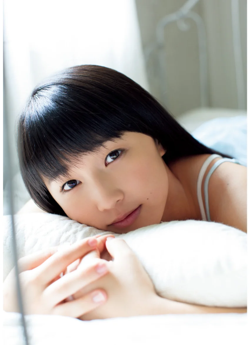 モーニング娘。9・10期 1st official Photo Book 試し読み 4
