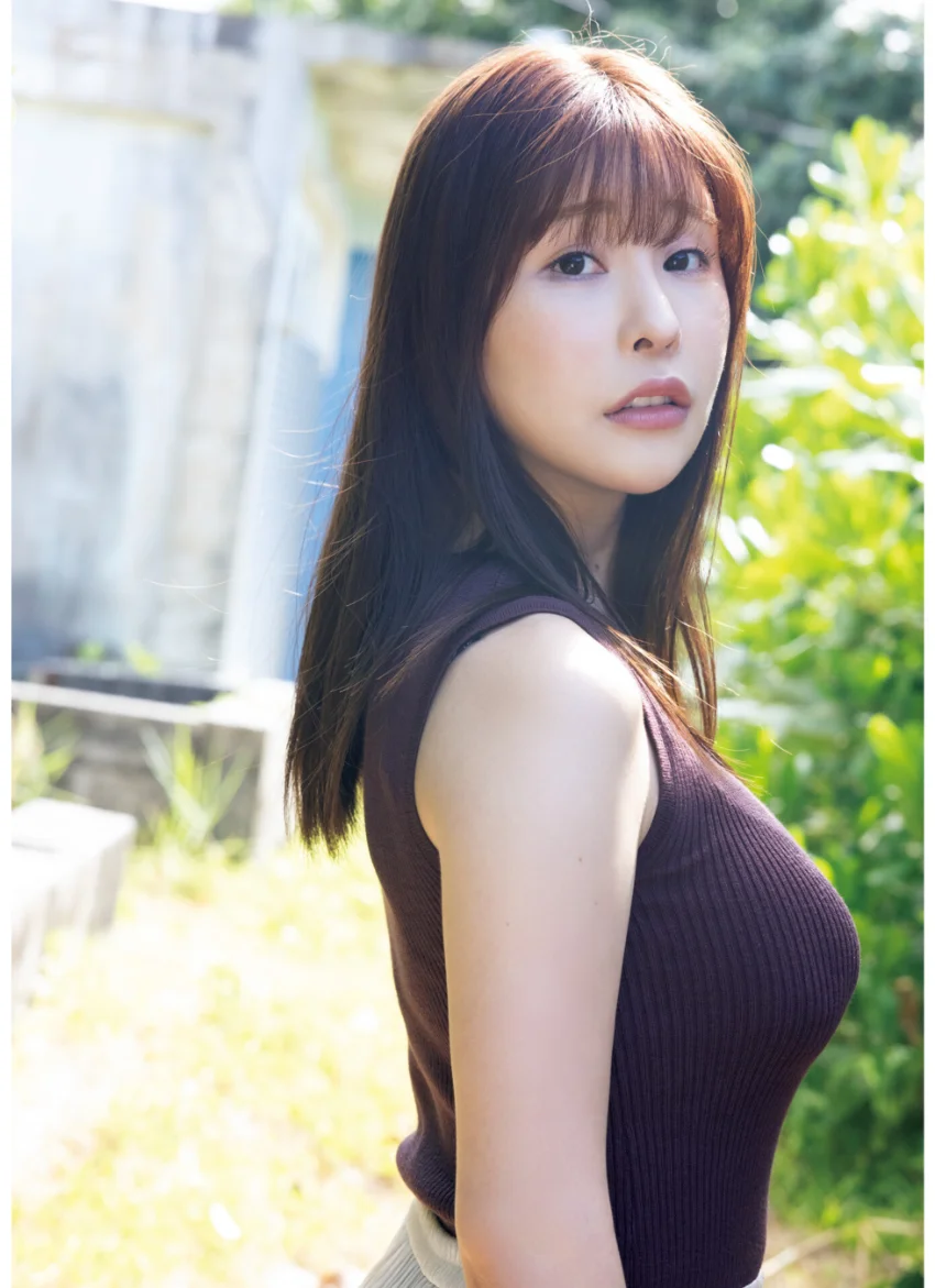 木南美々 ファースト写真集 『 美々との日々 』 試し読み 4