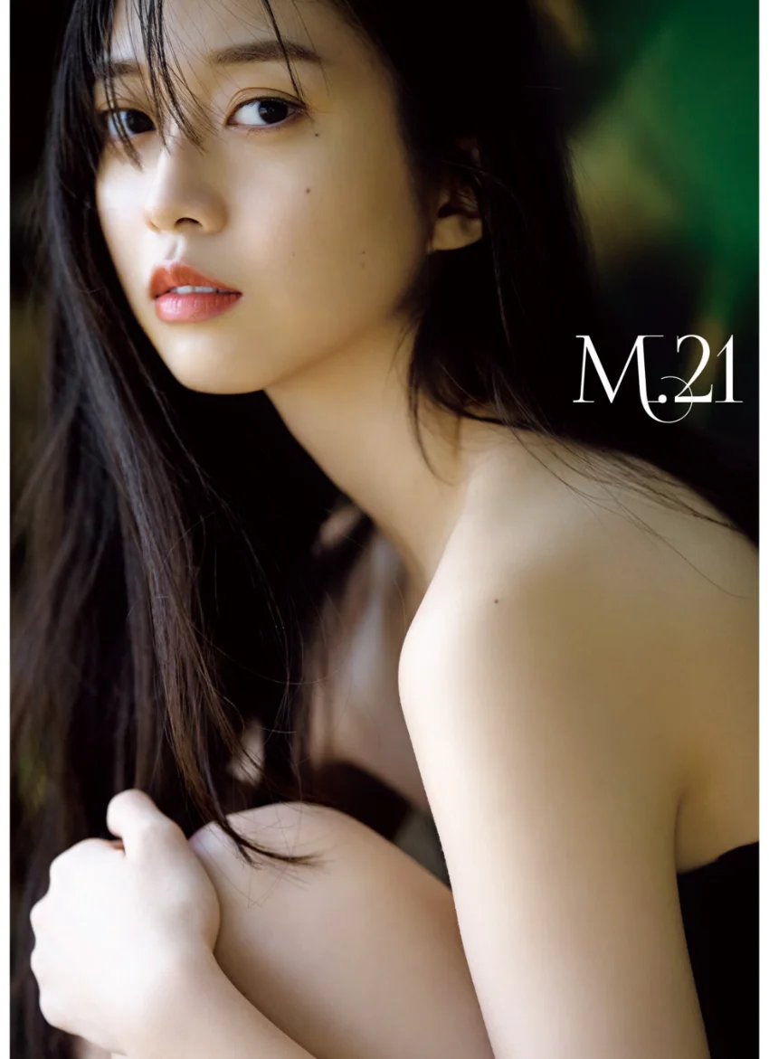 牧野真莉愛 写真集 『 M.21 』 試し読み 1