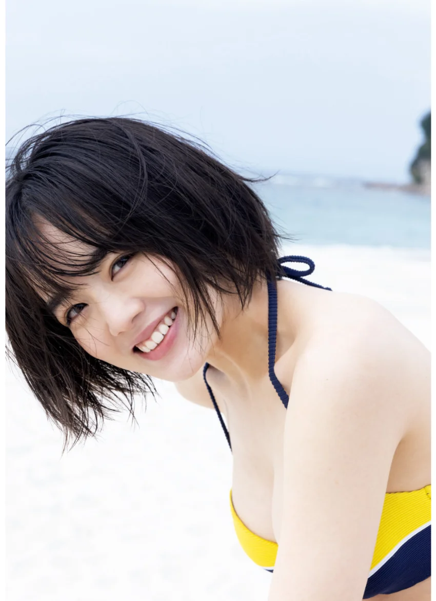伊原六花 写真集 『 R22 』 試し読み 5